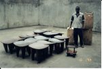 Look at the size of MY stool from Abidjan-SM.jpg (4872 bytes)